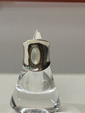 RLM Studio Sterling Silver Mother of Pearl Pearl Accent Wide Band Ring Size 6.5